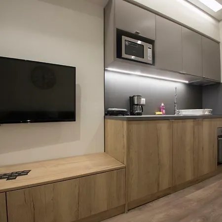 Apartment Ornament Suites, Nilie Hospitality Mgmt