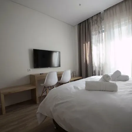 Ornament Suites, Nilie Hospitality Mgmt *