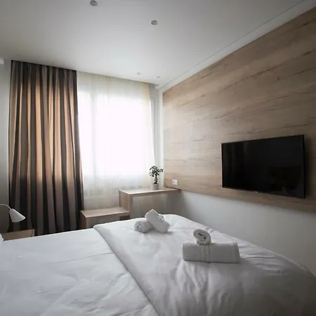Ornament Suites, Nilie Hospitality Mgmt